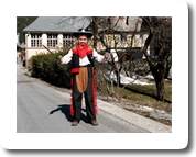 Pust2011Mavric0001